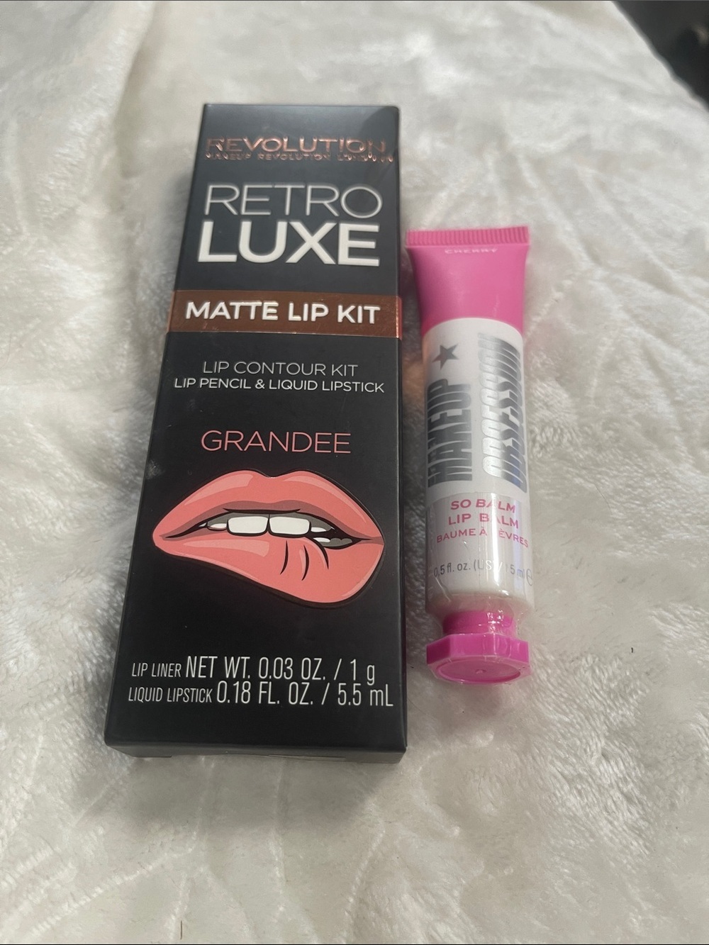 Revolution Retro Luxe Matte Lip Kit – Grandee Pink